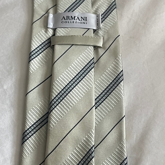Armani Collezioni Tie - Picture 2 of 4